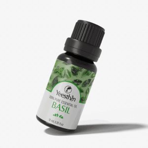 Alternative view of Basil Essential Oil